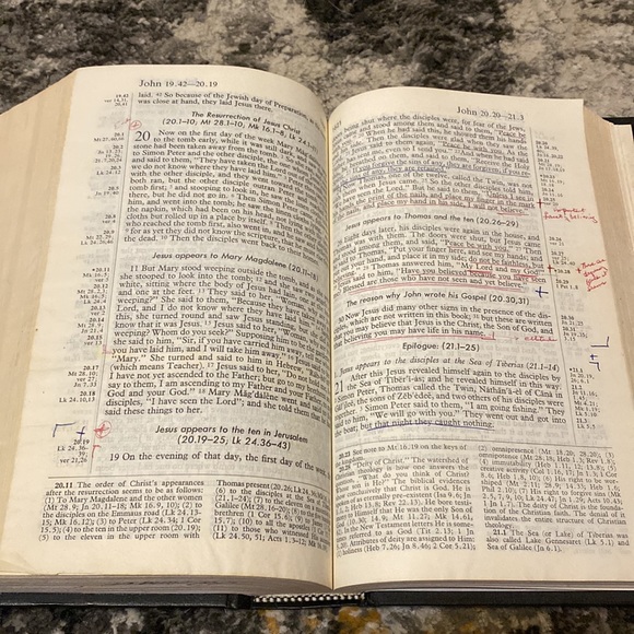 RSV Harper Study Bible Hardback Preowned - Picture 10 of 10